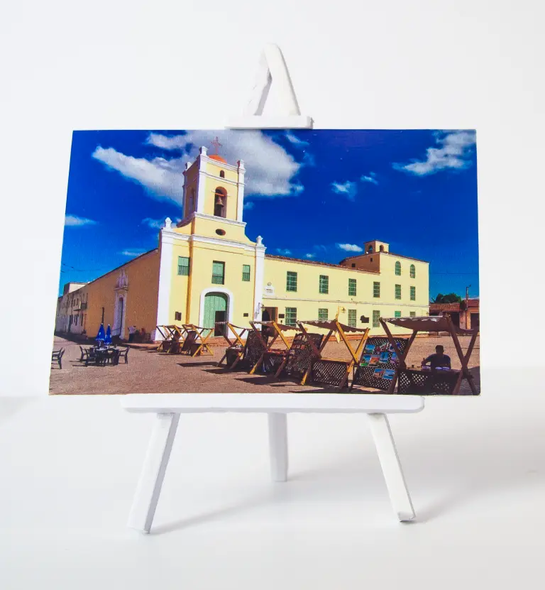 Cuadro Decorativo en Trípode de PVC – 16x12cm